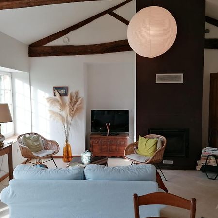 Gite Val Des Pres Villa Millac  Exteriör bild
